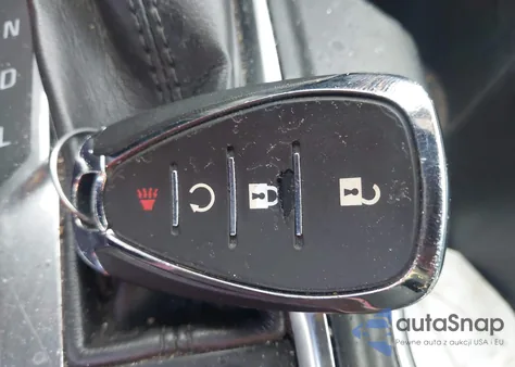 2018 Chevrolet Equinox Ls z USA, uszkodzony, nr VIN 2GNAXREV0J6322369